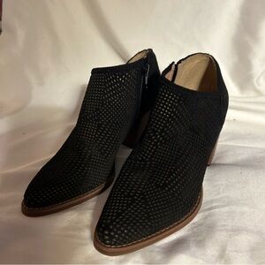 Lucky Brand Womens Zeshia Zip Ankle Bootie Leather Perforated Boots Black 5.5